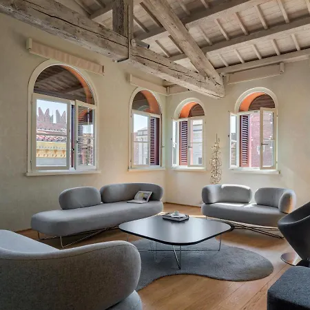 Lords Of Luxury Apartment *