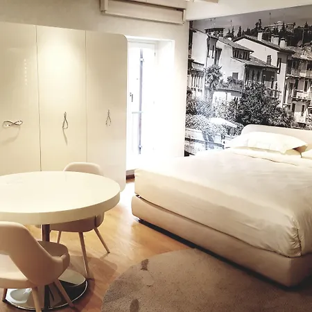 Lords Of Luxury Apartament