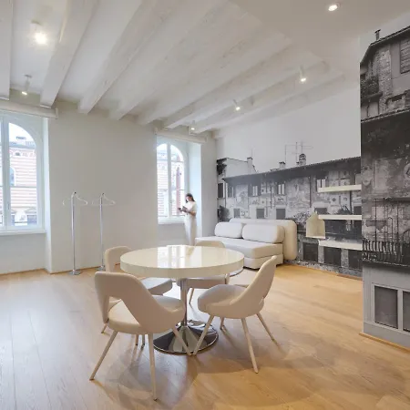 Lords Of Luxury Apartament *