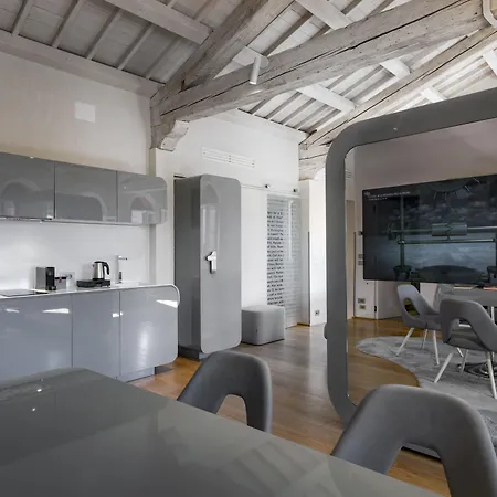 Lords Of Luxury * Werona