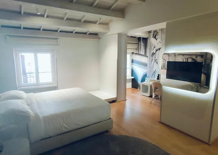 Lords Of Luxury * Werona