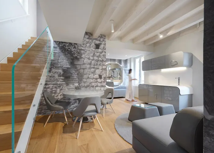 Lords Of Luxury Werona